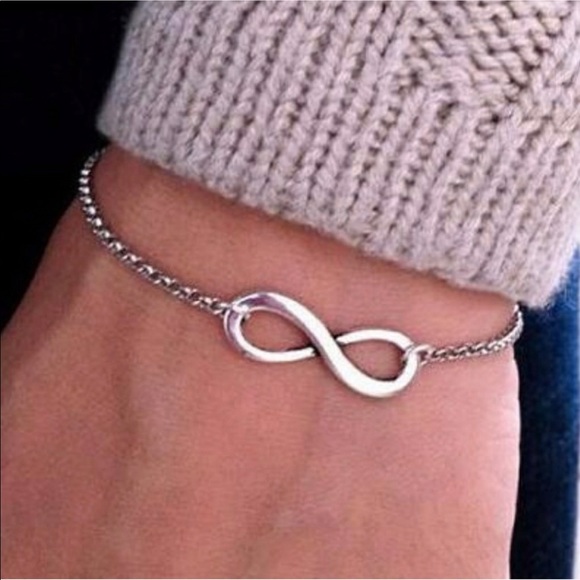 🌹BEAUTIFUL INFINITY CHARM BRACELETS - Picture 2 of 2